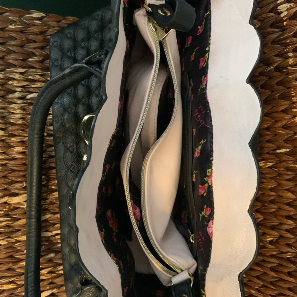 Betsy Johnson shoulder bag
